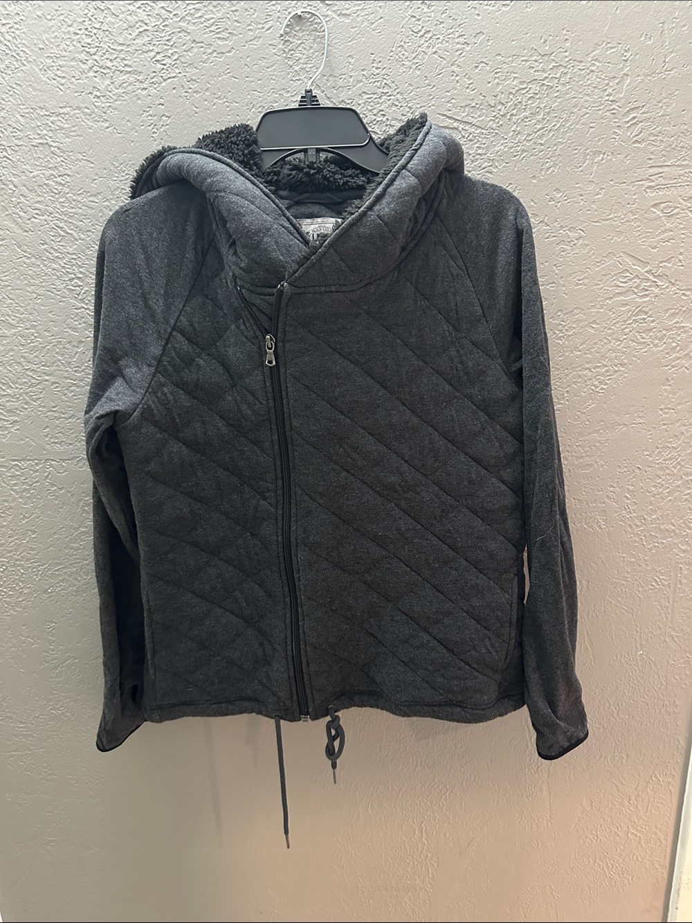 UGG Women's Quilted Hooded Puffer Jacket - Charcoal